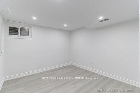 Photo 15 at 646 York Hill Boulevard, Yorkhill, Vaughan