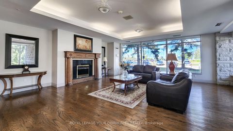 Photo 4 at 114 - 2502 Rutherford Road, Maple, Vaughan