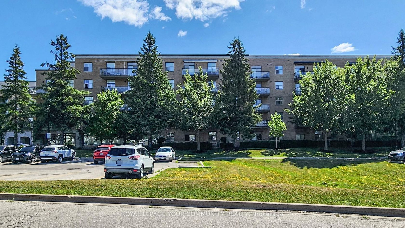 114 - 2502 Rutherford Road, Maple, Vaughan 
