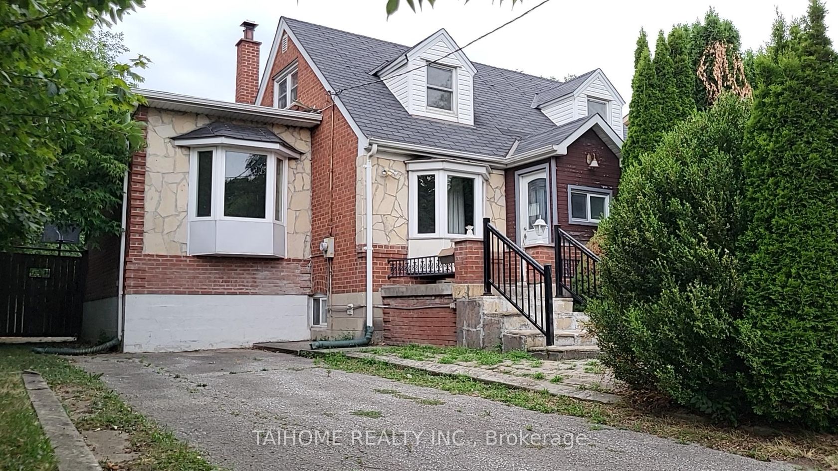 47 Dromore Crescent, Newtonbrook West, Toronto 