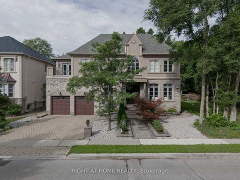 Photo 2 at 286 Fern Avenue, Langstaff, Richmond Hill