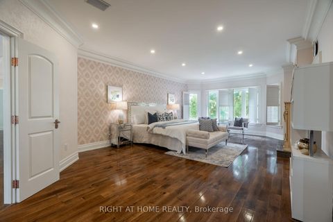 Photo 9 at 286 Fern Avenue, Langstaff, Richmond Hill