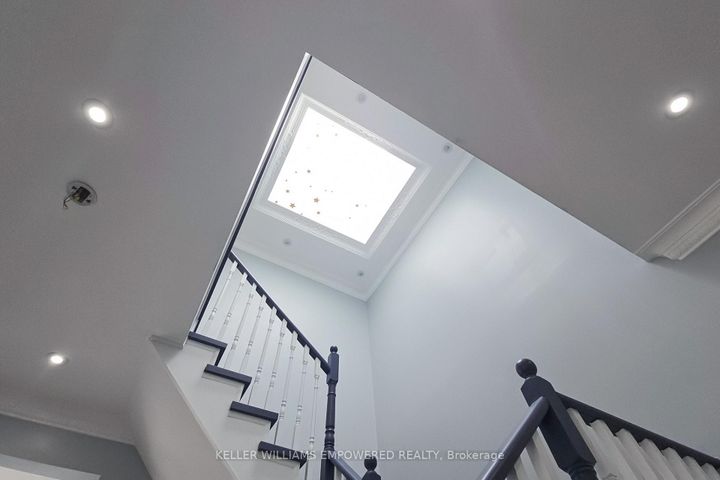 Photo 26 at 71 Mansfield Lane, Markville, Markham