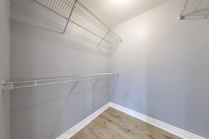 Photo 32 at 71 Mansfield Lane, Markville, Markham