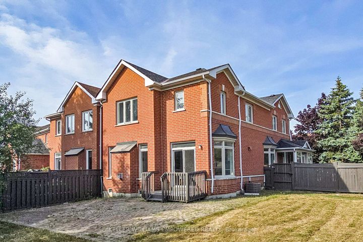Photo 46 at 71 Mansfield Lane, Markville, Markham