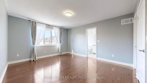 Photo 17 at 246 Lauderdale Drive, Patterson, Vaughan