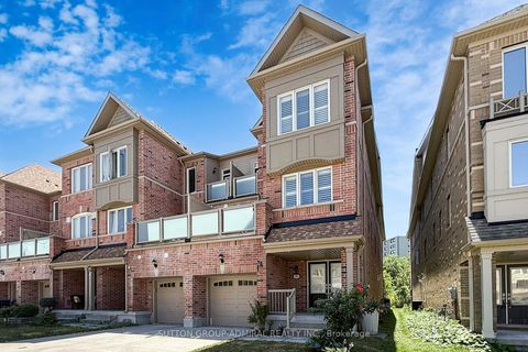 Photo 1 at 35 Pringdale Gardens Circle, Eglinton East, Toronto