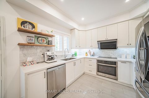Photo 16 at 54 Sandwood Drive, Patterson, Vaughan