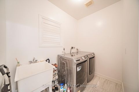 Photo 21 at 54 Sandwood Drive, Patterson, Vaughan