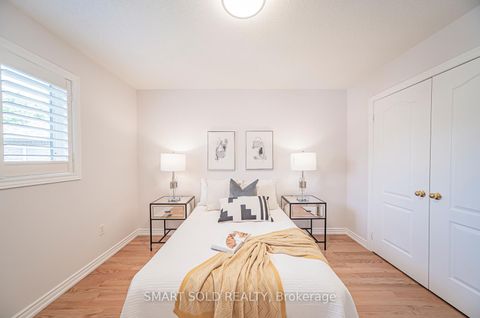 Photo 33 at 54 Sandwood Drive, Patterson, Vaughan