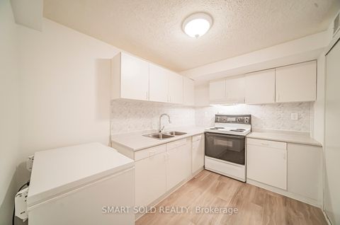 Photo 41 at 54 Sandwood Drive, Patterson, Vaughan