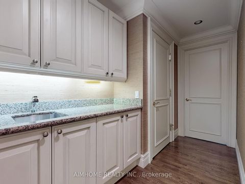 Photo 21 at 2C - 2 Chedington Place, York Mills, Toronto