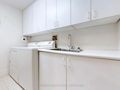 Photo 24 at 2C - 2 Chedington Place, York Mills, Toronto