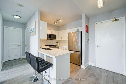 Photo 3 at PH09 - 19 Northern Heights Drive, Langstaff, Richmond Hill