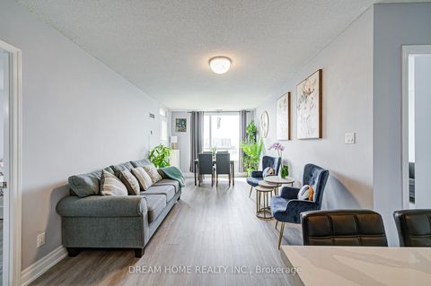 Photo 4 at PH09 - 19 Northern Heights Drive, Langstaff, Richmond Hill