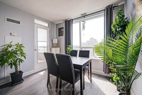 Photo 9 at PH09 - 19 Northern Heights Drive, Langstaff, Richmond Hill