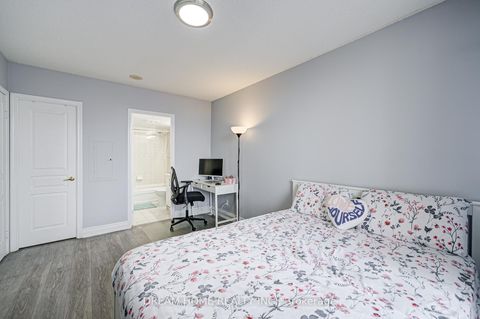 Photo 11 at PH09 - 19 Northern Heights Drive, Langstaff, Richmond Hill