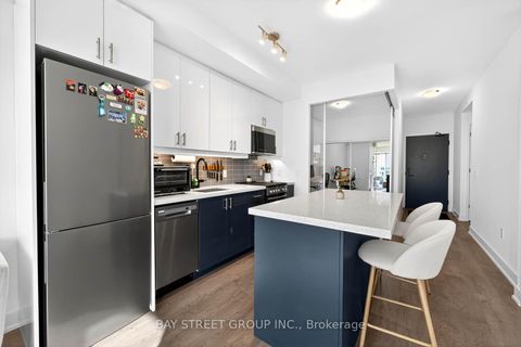 Photo 11 at 716 - 2343 Khalsa Gate, WM Westmount, Oakville