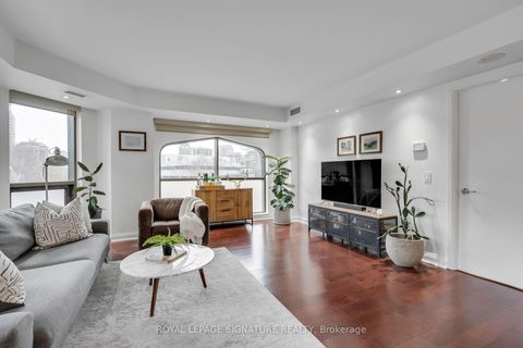 Photo 3 at 411 - 3 McAlpine Street, Annex, Toronto