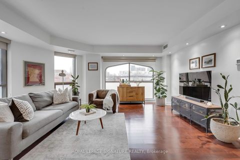 Photo 4 at 411 - 3 McAlpine Street, Annex, Toronto