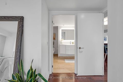 Photo 16 at 411 - 3 McAlpine Street, Annex, Toronto
