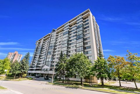 Photo 1 at 306 - 21 Markbrook Lane N, Jamestown, Toronto