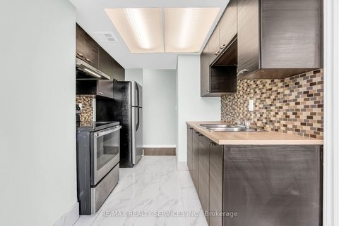 Photo 15 at 306 - 21 Markbrook Lane N, Jamestown, Toronto