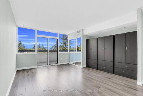 Photo 22 at 306 - 21 Markbrook Lane N, Jamestown, Toronto