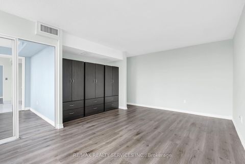Photo 26 at 306 - 21 Markbrook Lane N, Jamestown, Toronto