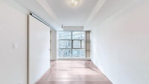 Photo 13 at 1503 - 11 St Joseph Street, Bay Street Corridor, Toronto