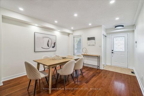 Photo 10 at 3066 Highvalley Road, BC Bronte Creek, Oakville