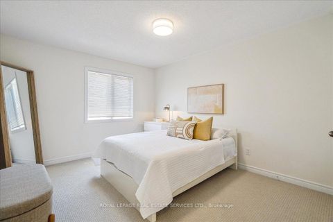 Photo 11 at 3066 Highvalley Road, BC Bronte Creek, Oakville