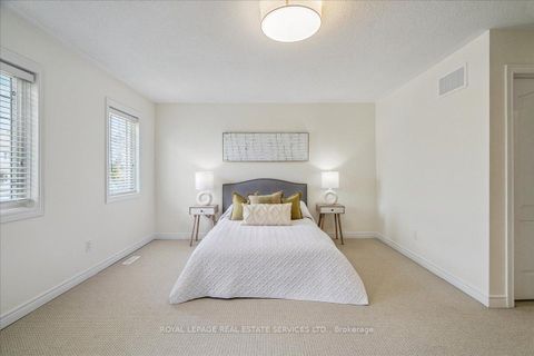 Photo 14 at 3066 Highvalley Road, BC Bronte Creek, Oakville