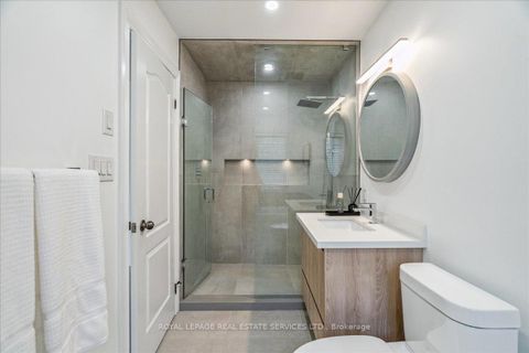 Photo 17 at 3066 Highvalley Road, BC Bronte Creek, Oakville