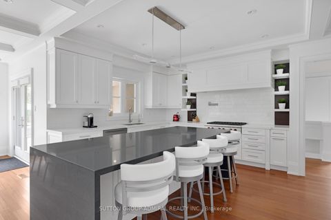 Photo 4 at 16 Flatbush Avenue, East Woodbridge, Vaughan