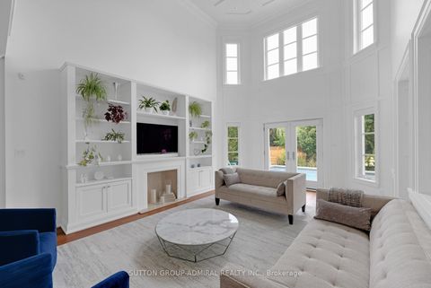 Photo 8 at 16 Flatbush Avenue, East Woodbridge, Vaughan