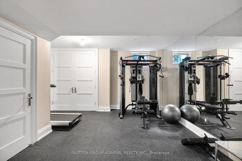 Photo 32 at 16 Flatbush Avenue, East Woodbridge, Vaughan