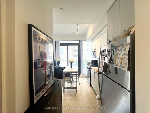 Photo 3 at 211 - 2A Church Street, Waterfront Communities C8, Toronto