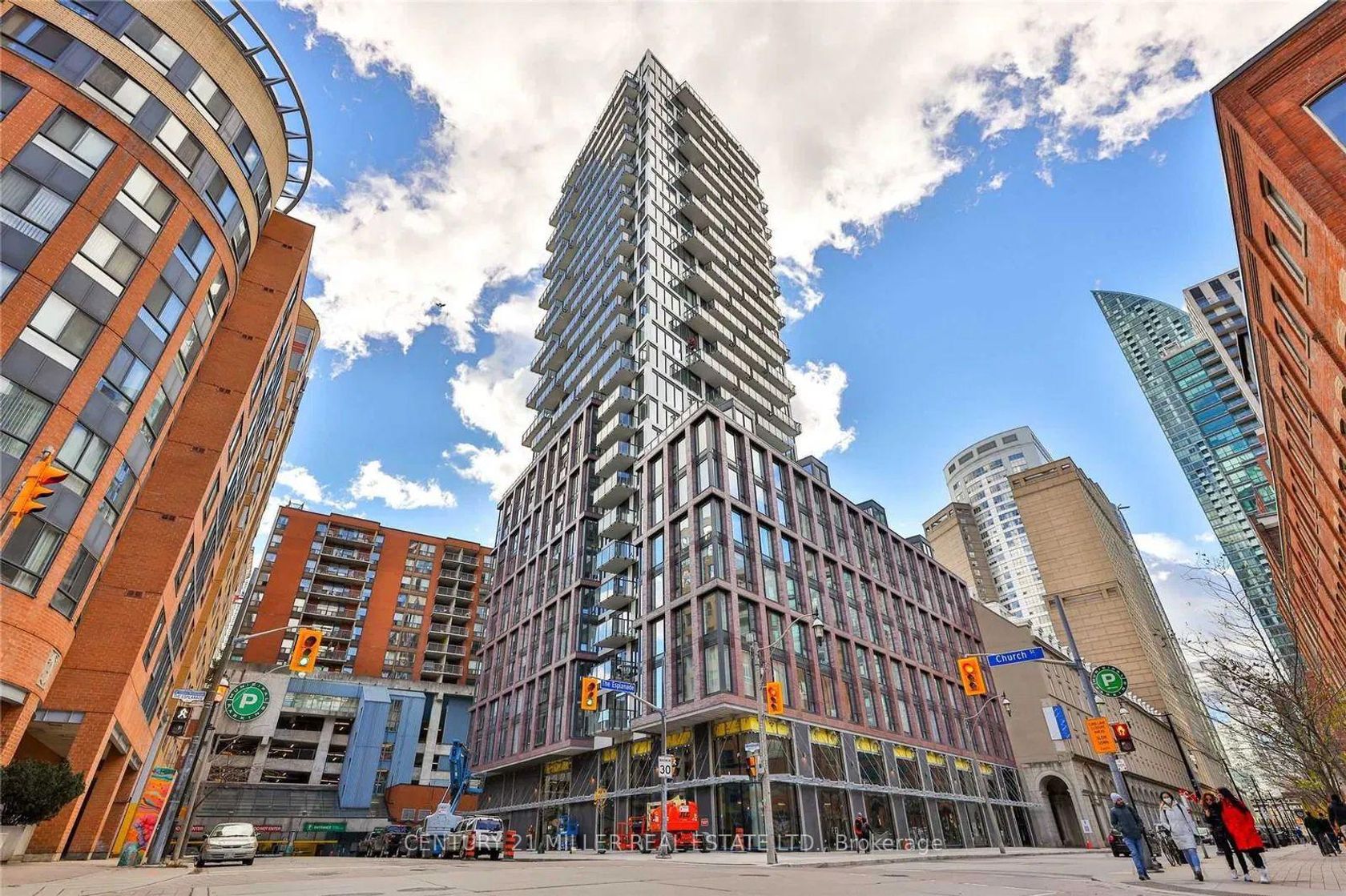 211 - 2A Church Street, Waterfront Communities C8, Toronto 