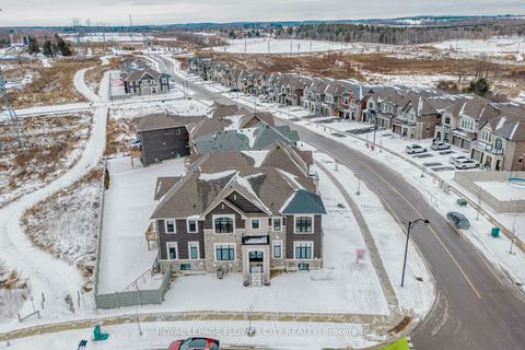 Photo 1 at 518 Kleinburg Summit Way, Kleinburg, Vaughan