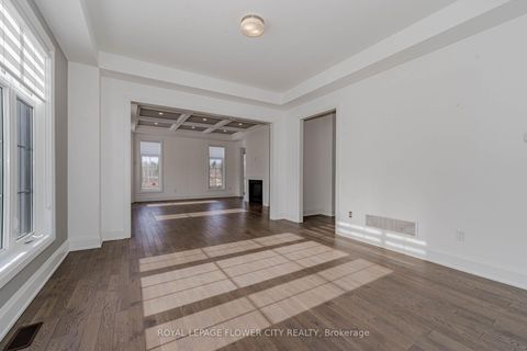 Photo 7 at 518 Kleinburg Summit Way, Kleinburg, Vaughan