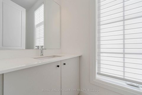 Photo 11 at 518 Kleinburg Summit Way, Kleinburg, Vaughan