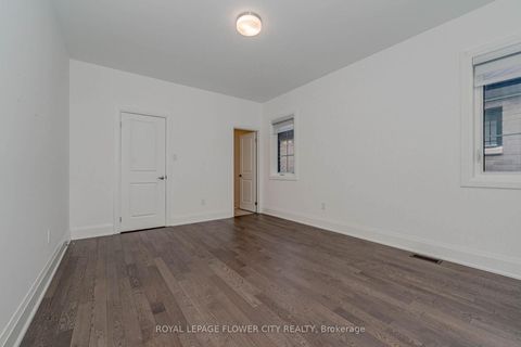 Photo 16 at 518 Kleinburg Summit Way, Kleinburg, Vaughan