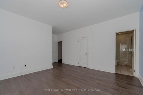 Photo 20 at 518 Kleinburg Summit Way, Kleinburg, Vaughan