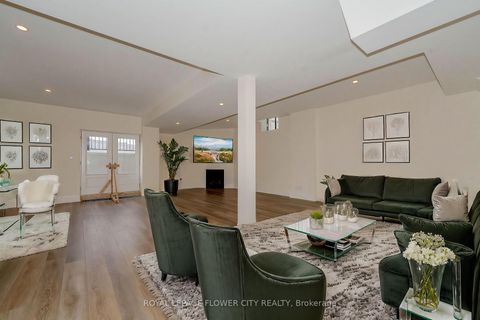 Photo 37 at 518 Kleinburg Summit Way, Kleinburg, Vaughan