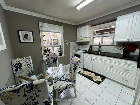 Photo 6 at 121 May Avenue, North Richvale, Richmond Hill