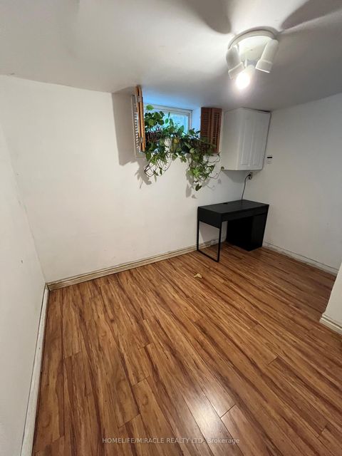Photo 12 at 121 May Avenue, North Richvale, Richmond Hill