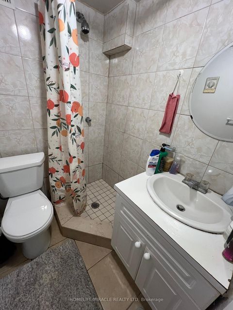 Photo 15 at 121 May Avenue, North Richvale, Richmond Hill Photo 15 at 121 May Avenue, North Richvale, Richmond Hill