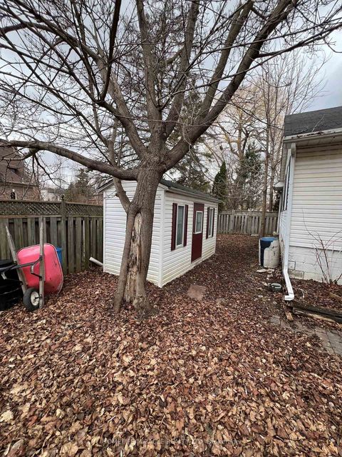 Photo 18 at 121 May Avenue, North Richvale, Richmond Hill