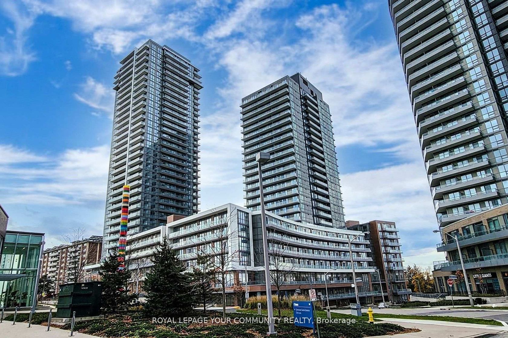 2403 - 38 FOREST MANOR Road, Henry Farm, Toronto 